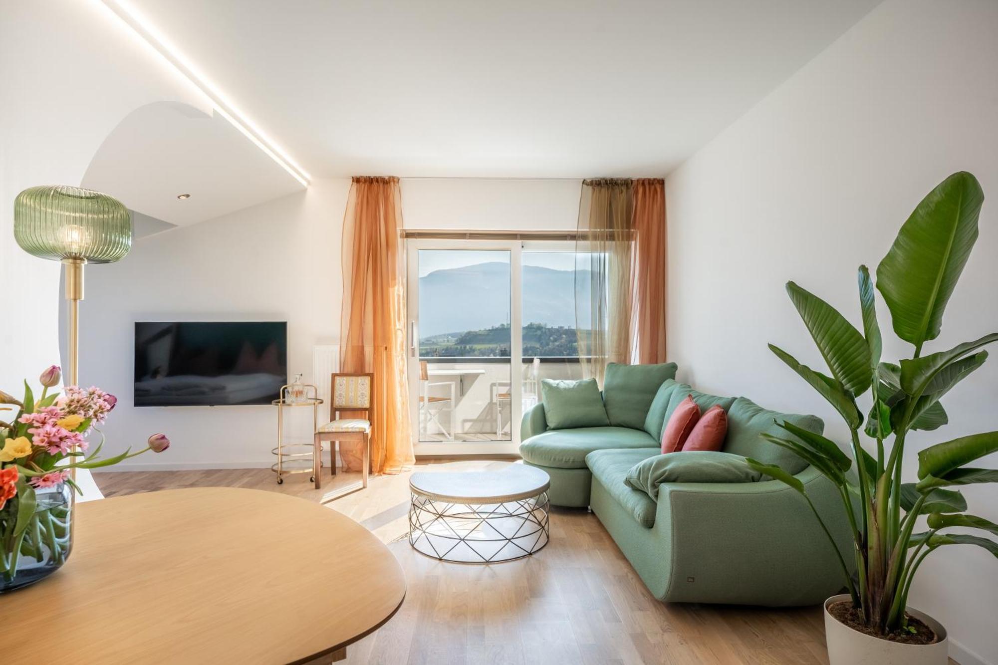 Villa Maria Boutique Apartment St Pauls Appiano Sulla Strada Del Vino Luaran gambar