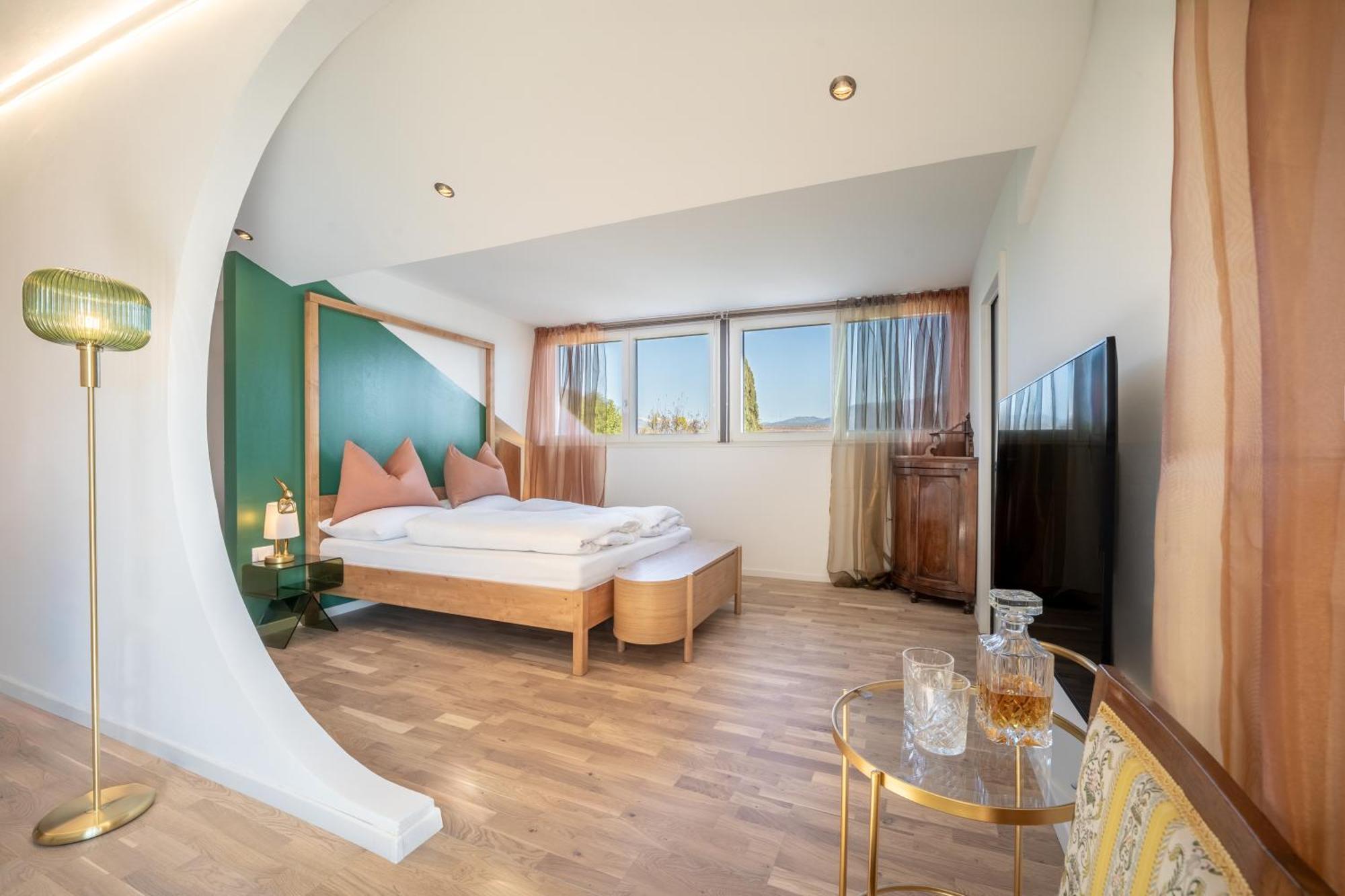 Villa Maria Boutique Apartment St Pauls Appiano Sulla Strada Del Vino Luaran gambar